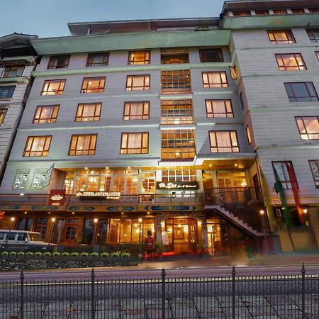 Summit Alpine Abode Hotel 5 Mins From Mg Marg Gangtok Exterior foto